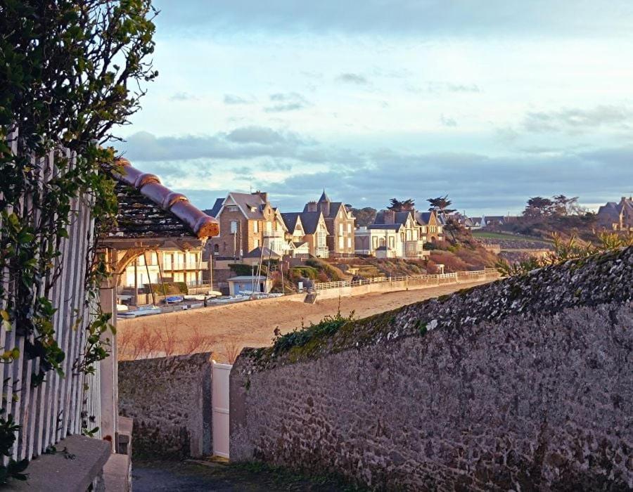 Minihic - Belle Maison 3 Chambres- Proche Mer Saint-Malo Exterior photo